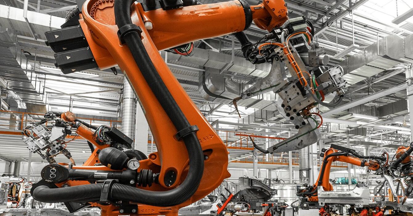 photo-automobile-production-line-welding-car-body-modern-car-assembly-plant-auto-industry photo-automobile-production-line-welding-car-body-modern-car-assembly-plant-auto-industry
